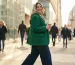 مدل مانتو کتی سبز جلوباز و شلوار فاق بلند مناسب برای مخفی کردن شکم و لاغرتر دیده شدن