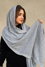 شال بافتنی رنگ طوسی ملانژ زنانه