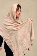 شال نخی گلدوزی شده طرح برگ و اسلیمی - تصویر 4